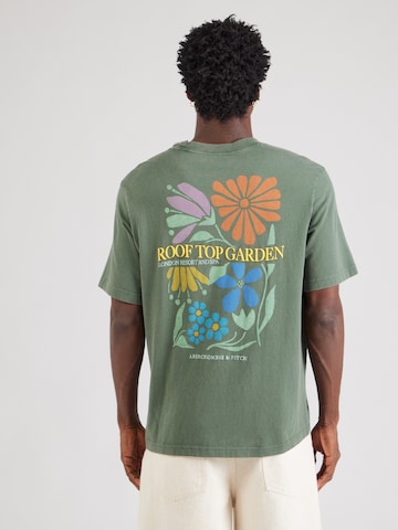 T-Shirt Abercrombie & Fitch en vert : devant