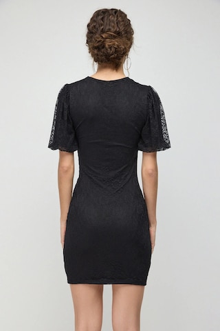 No Matter What Evening Dress in Black