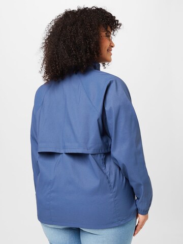 THE NORTH FACE Jacke in Blau