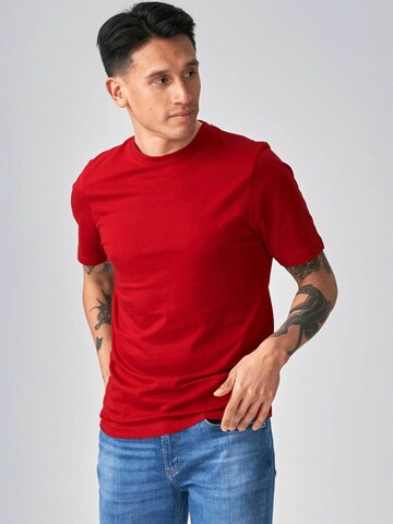 Fit confort Chemise ' Organic Basic ' TEESHOPPEN en rouge : devant