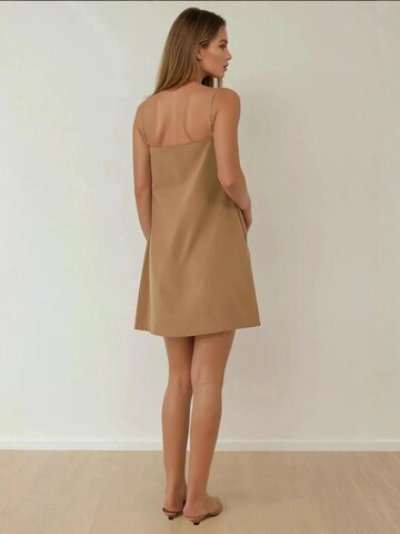 Hiccup - Vestido em bege