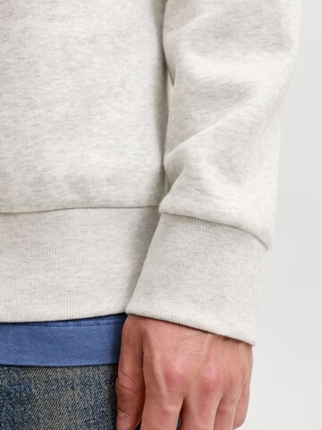 JACK & JONES Sweatshirt in Weiß
