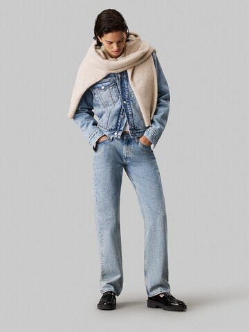 Calvin Klein Jeans Lużny krój Jeansy w kolorze niebieski