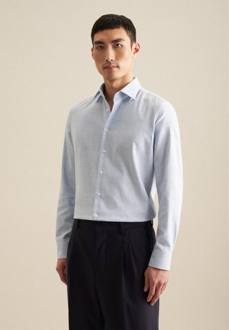 Coupe slim Chemise SEIDENSTICKER en bleu : devant