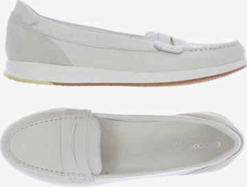 GEOX Flats & Loafers in 39 in White: front