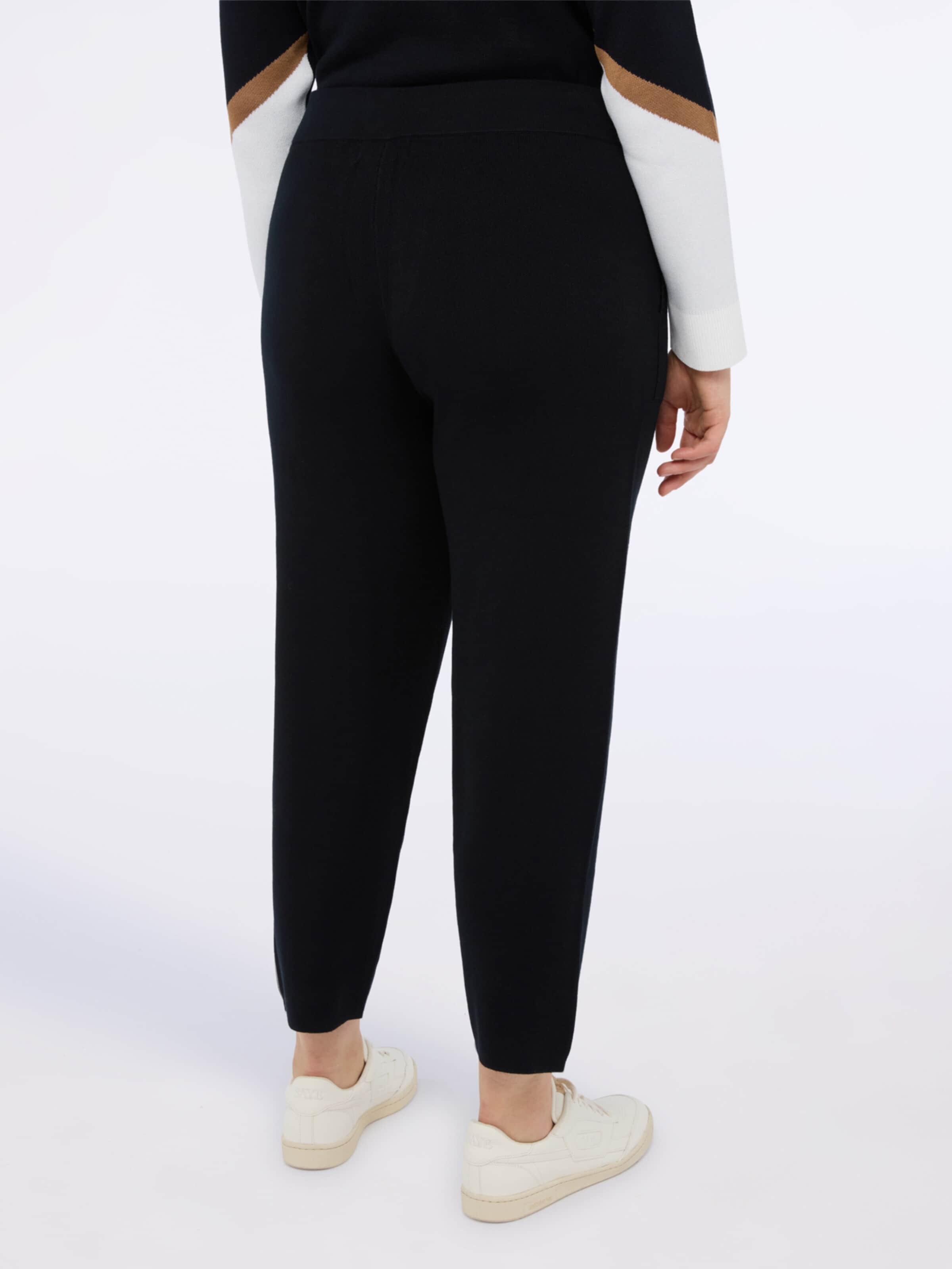 Fiorella Rubino Regular Pants in Black