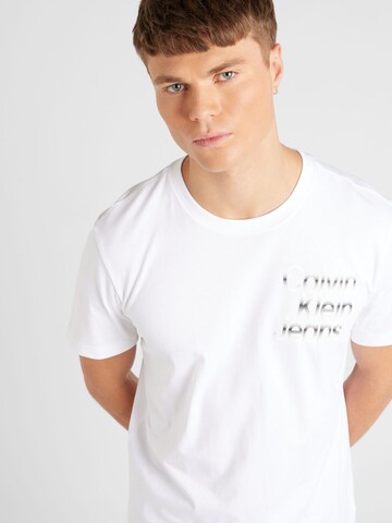 T-Shirt Calvin Klein Jeans en blanc