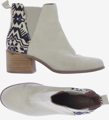 TOMS Dress Boots in 39 in White: front