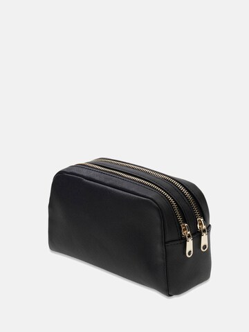 GUESS Kulturtasche in Schwarz