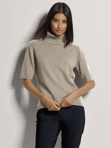 MADELEINE Trui in Beige: voorkant