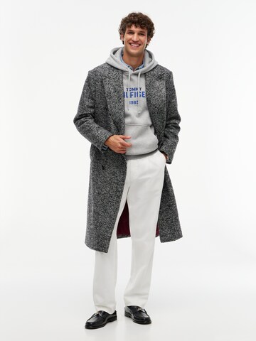 pilka TOMMY HILFIGER Megztinis be užsegimo