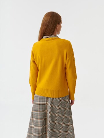 TATUUM Пуловер в жълто