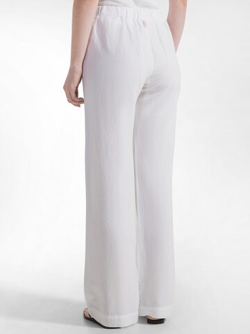 Wide leg Pantaloni di DEHA in bianco