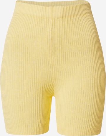 NU-IN Slim fit Pants in Yellow: front