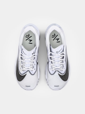 NIKE Buty do biegania 'Zoom Fly 6' w kolorze biały