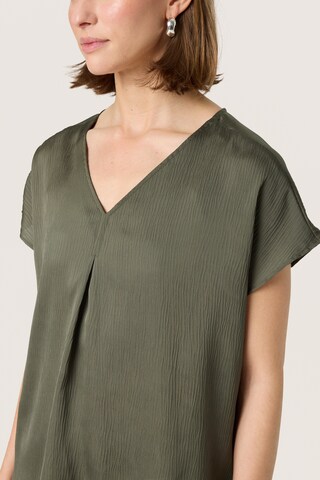 SOAKED IN LUXURY Bluse 'Loana' in Grün