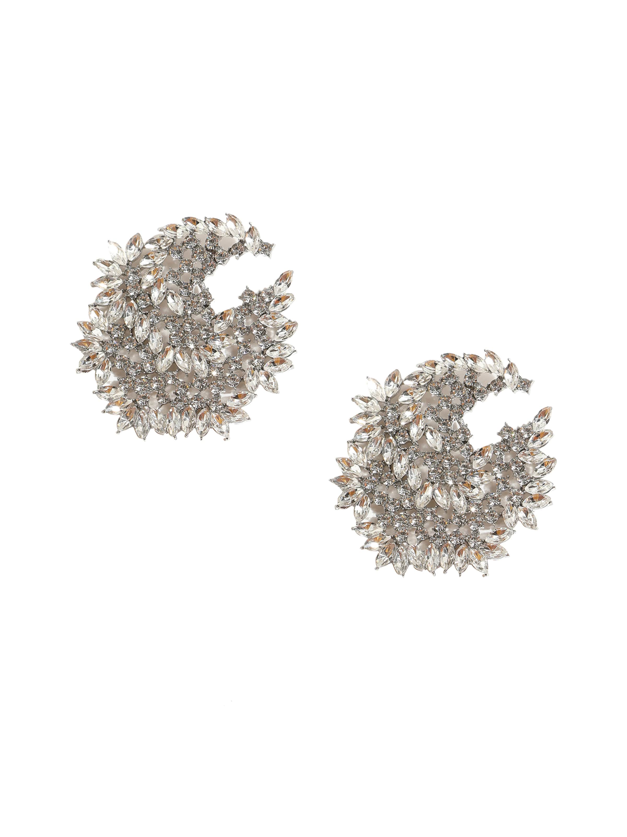 SOHI Kõrvarõngas 'Jivanta', värv Hõbe: eest vaates