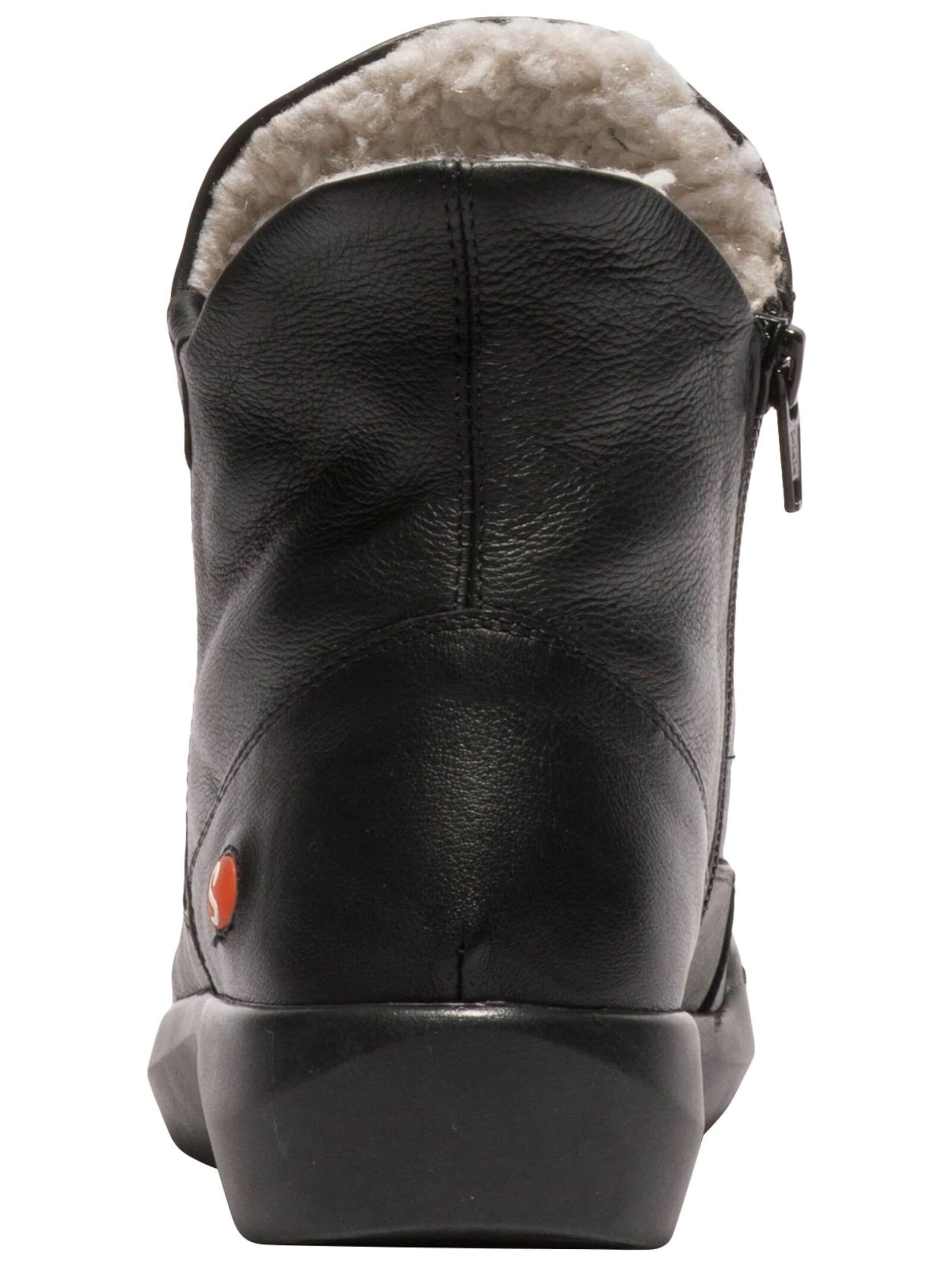 Softinos Ankle Boots in Black