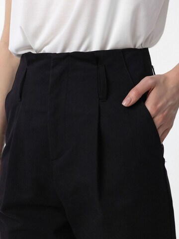 Antioch Regular Pleat-Front Pants 'Giada' in Black