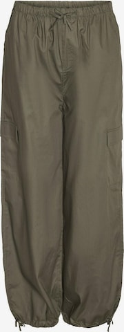 Noisy may Tapered Cargo Pants 'Pinar' in Green: front