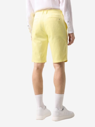 BOGNER Regular Shorts 'Miami' in Gelb