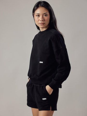 OWN Off With Nature Loosefit Broek in Zwart: voorkant
