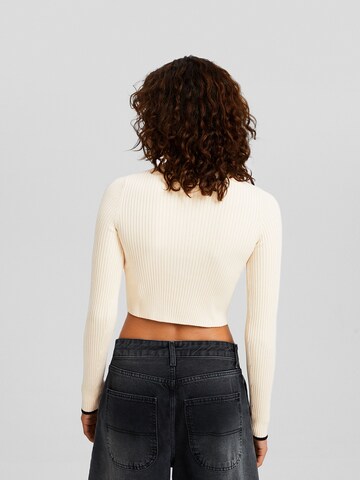Bershka Pullover in Beige