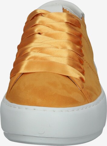 Sneaker bassa di BRAX in arancione