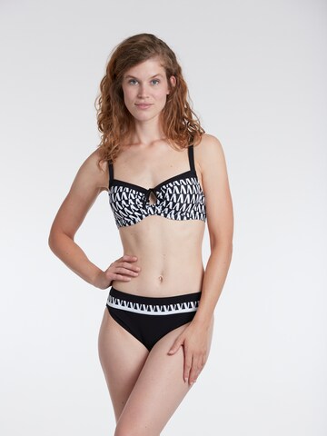 Slip bikini di SUNFLAIR in nero: frontale