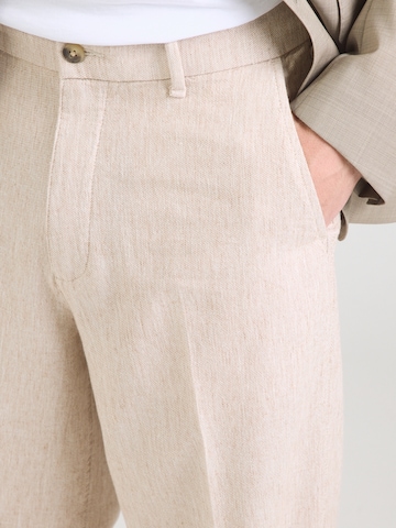 Abercrombie & Fitch Широка кройка Панталон с ръб в кафяво