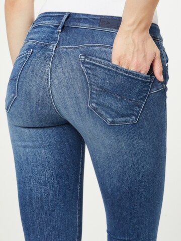 Skinny Jeans 'WONDER' de la Salsa Jeans pe albastru