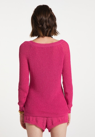 Pullover di IZIA in rosa