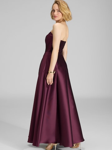 SWING Õhtukleit, värv punane