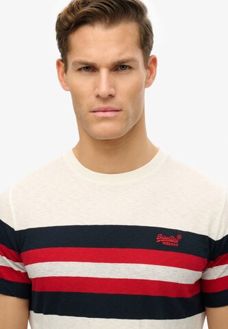 T-Shirt 'Essentials' Superdry en blanc