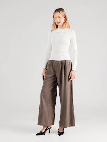 VERSTIQUE Широкий Штаны в Бежевый