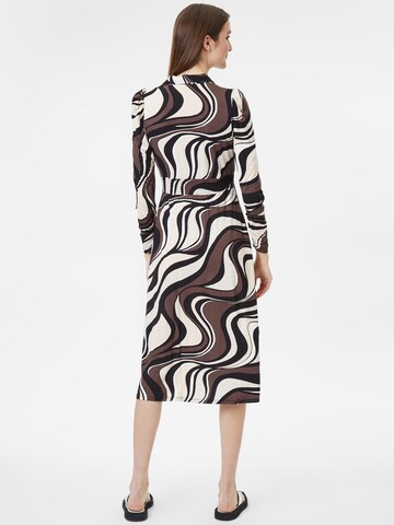 Wallis - Vestido en blanco