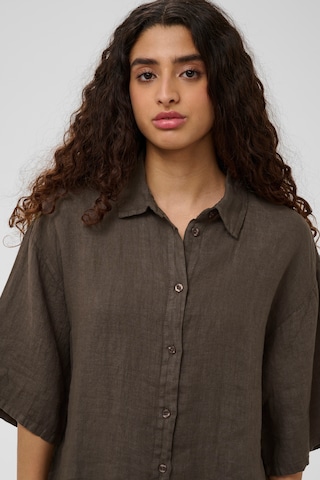 SOAKED IN LUXURY Shirt in Braun
