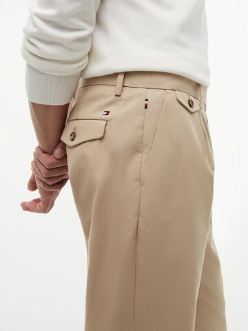TOMMY HILFIGER Regular Bandplooibroek in Beige