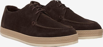 Chaussure basse 'Lässige Spitze' Desa en marron : devant