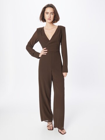 NA-KD Jumpsuit in Bruin: voorkant