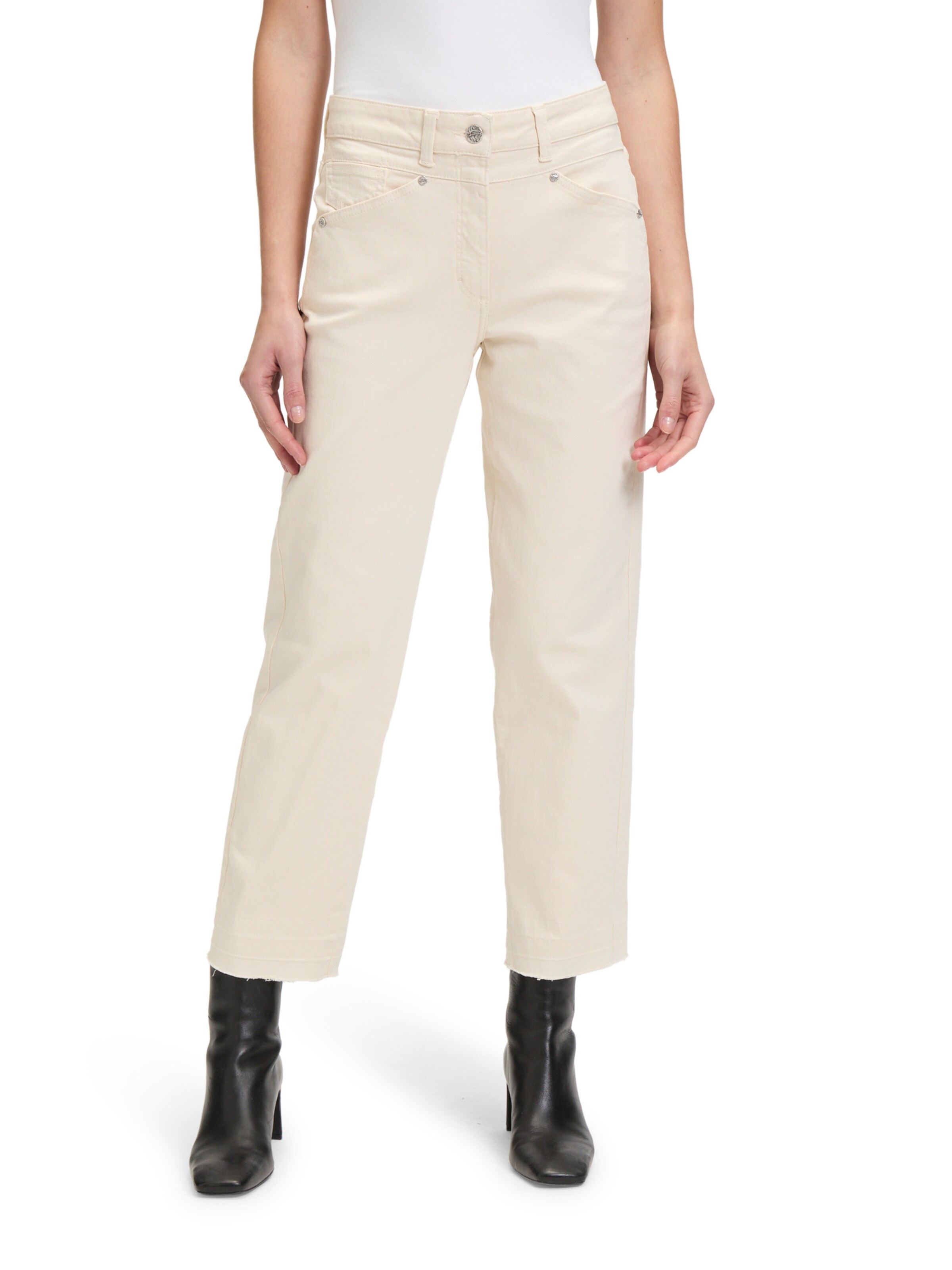 Coupe slim Pantalon Betty Barclay en blanc : devant