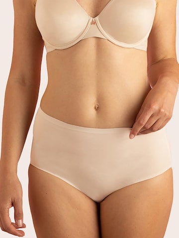 Royal Lounge Intimates Broekje 'High Fit' in Beige: voorkant