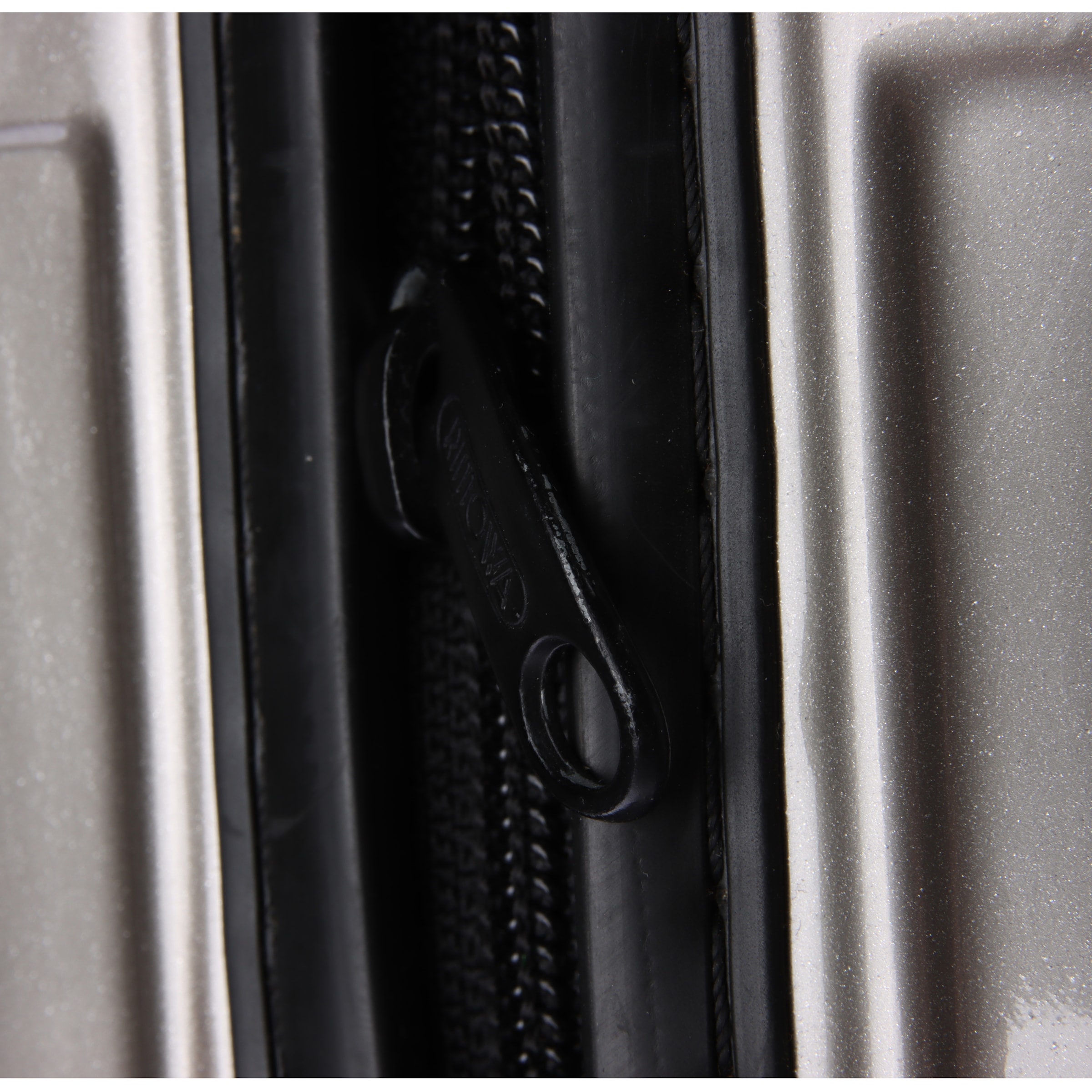 Rimowa Bag in One size in Grey