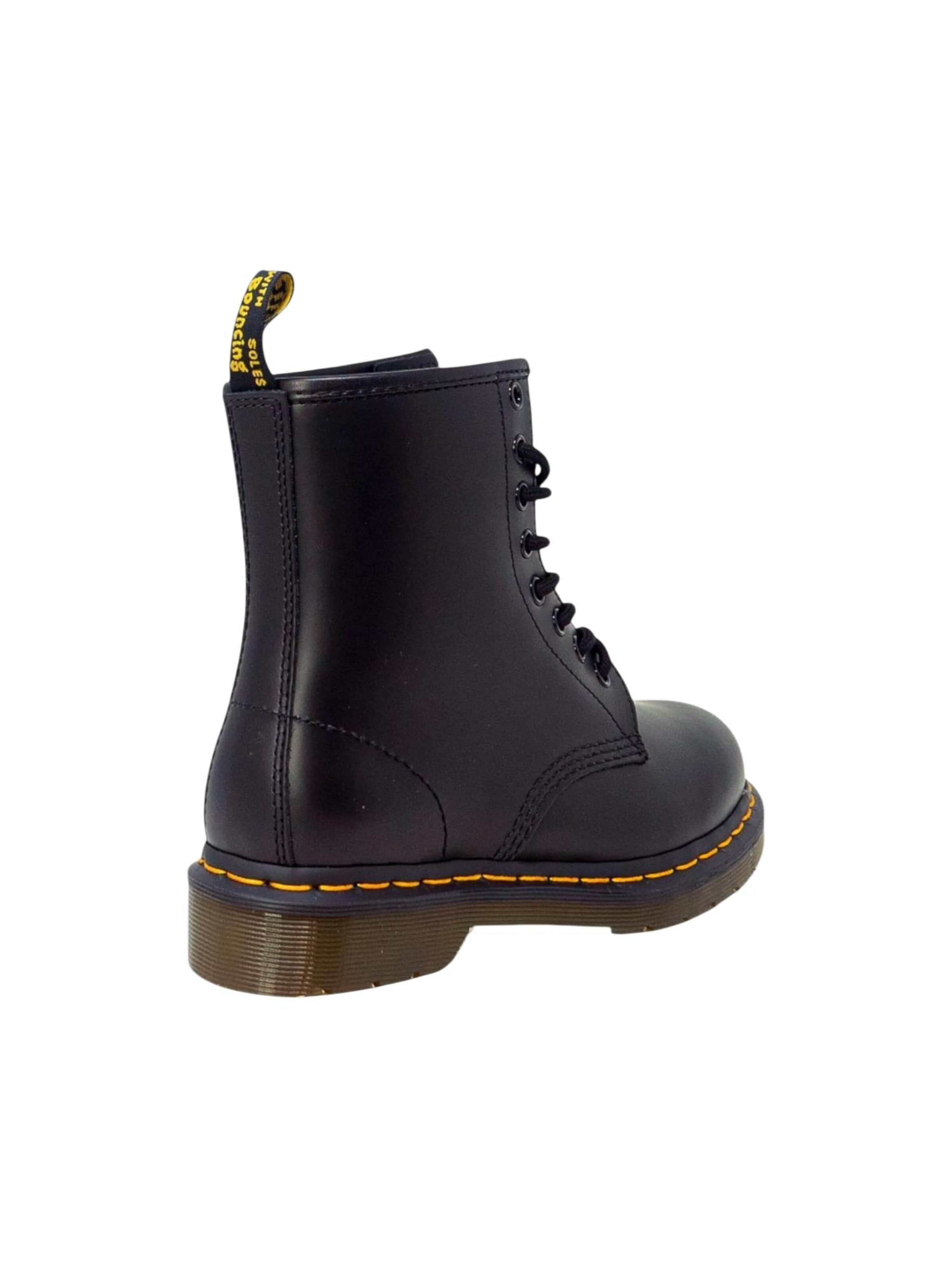 Stivale stringato '1460 CLASSIC SMOOTH 11822006' di Dr. Martens in nero