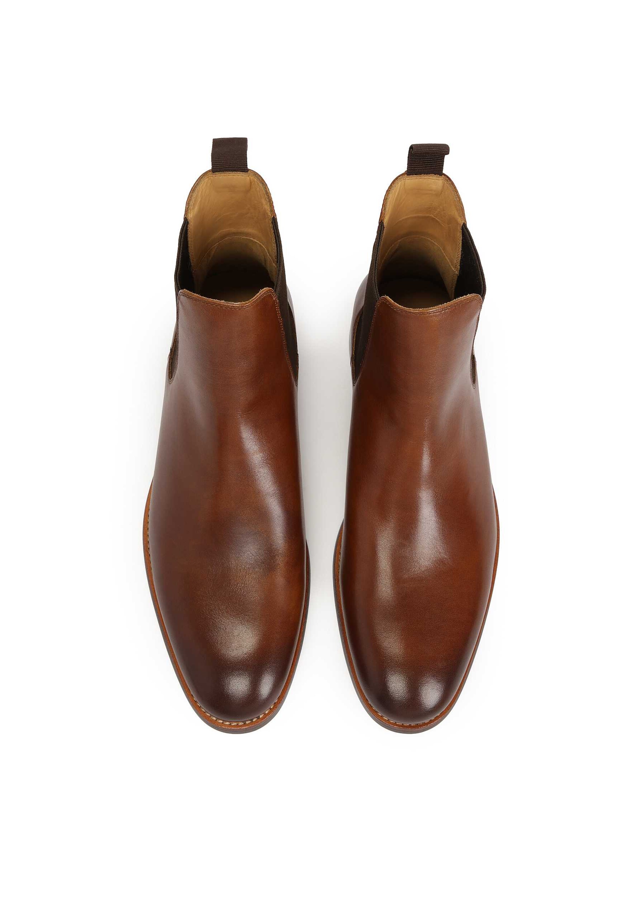 Kazar Chelsea boots in Bruin