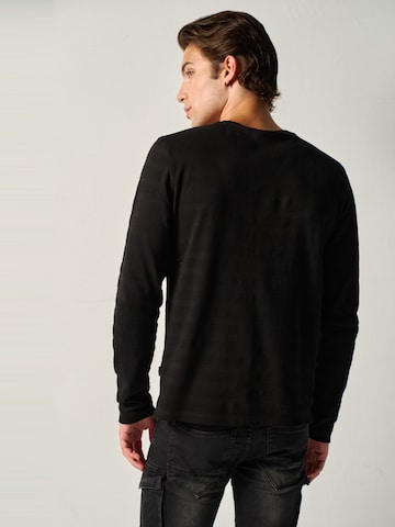 KOROSHI Bluser & t-shirts i sort