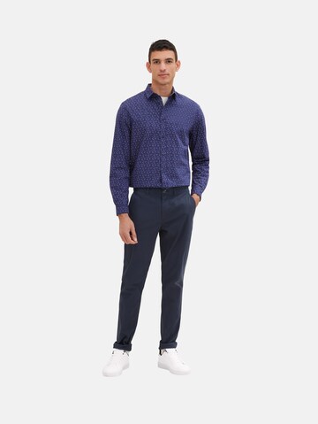 Coupe slim Pantalon chino TOM TAILOR en bleu