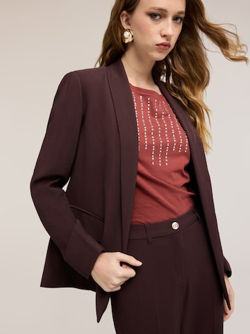 MOTIVI Blazer in Red