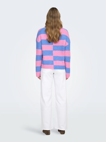 ONLY Пуловер в синьо