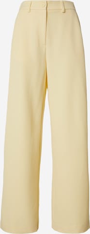 PIECES Широкий Штаны 'PCKamil' в Желтый: спереди